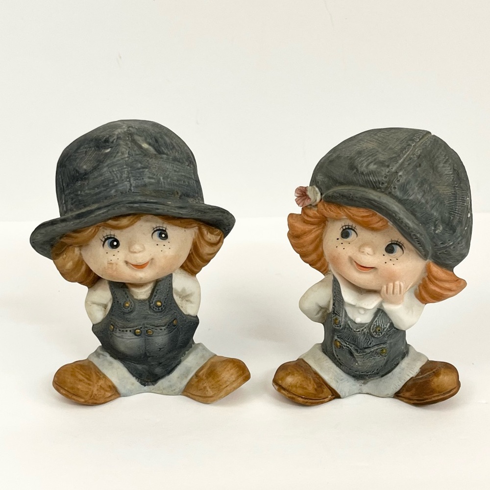 Ardco Vintage Boy Girl Figurine Porcelain Set Bottom Stamped Number from Taiwan